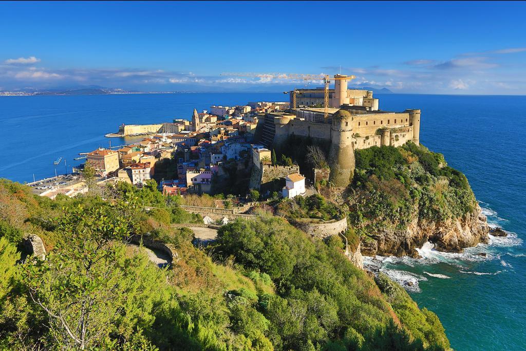 Cento Passi Dal Mare Leilighet Gaeta Eksteriør bilde